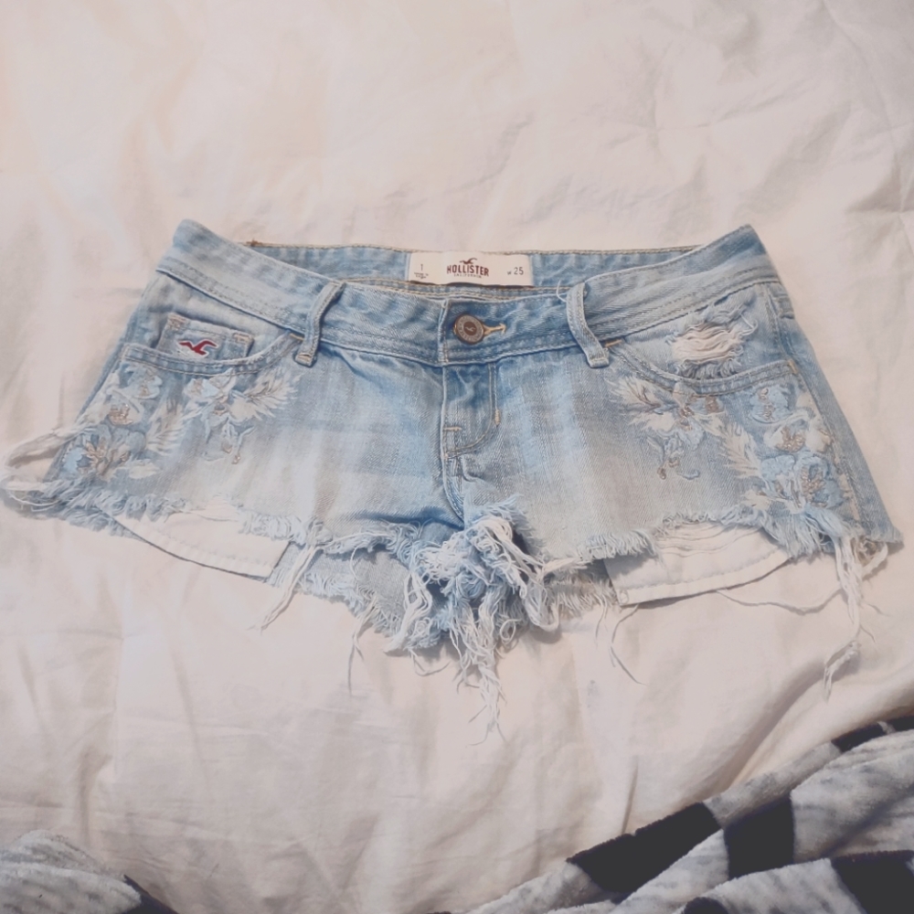 Hollister shorts size 1